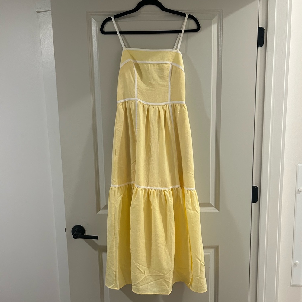 Francesca's Light Yellow Jessie Piping Trim Midi Dress